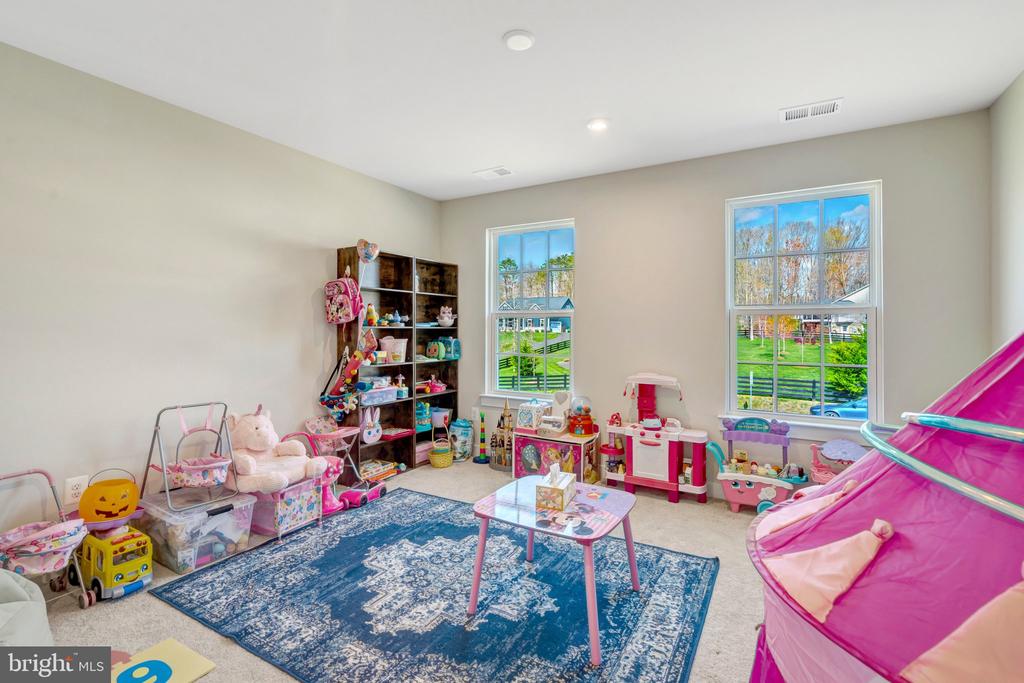 3013 FORESTDALE DR, WARRENTON, Virginia, 5 Bedrooms Bedrooms, ,4 BathroomsBathrooms,Residential,3013 FORESTDALE DR,VAFQ2021258 MLS # VAFQ2021258