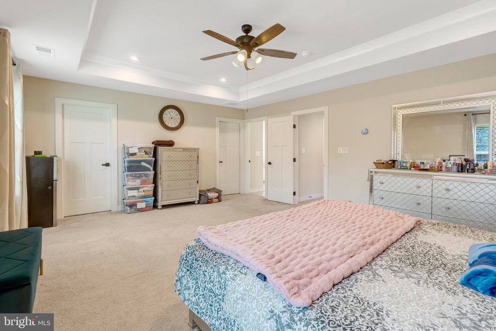 3013 FORESTDALE DR, WARRENTON, Virginia, 5 Bedrooms Bedrooms, ,4 BathroomsBathrooms,Residential,3013 FORESTDALE DR,VAFQ2021258 MLS # VAFQ2021258