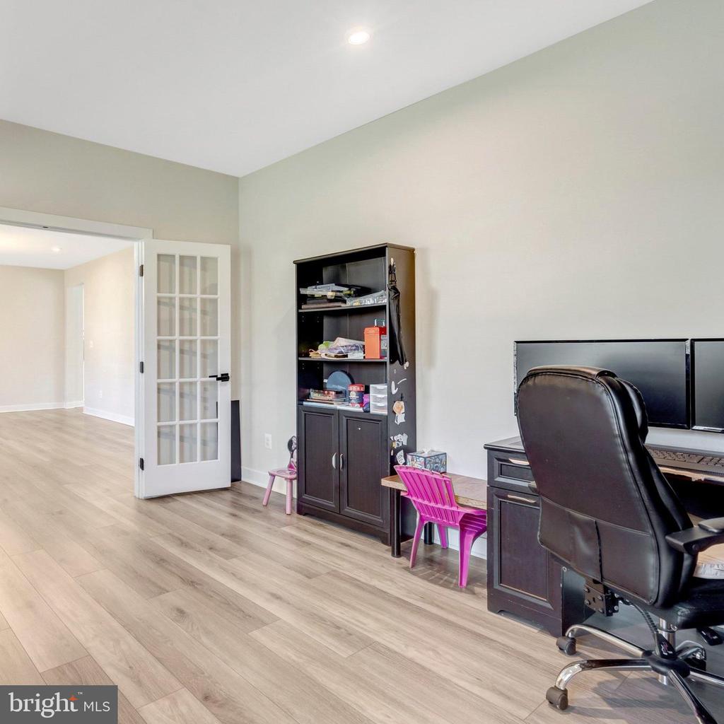 3013 FORESTDALE DR, WARRENTON, Virginia, 5 Bedrooms Bedrooms, ,4 BathroomsBathrooms,Residential,3013 FORESTDALE DR,VAFQ2021258 MLS # VAFQ2021258