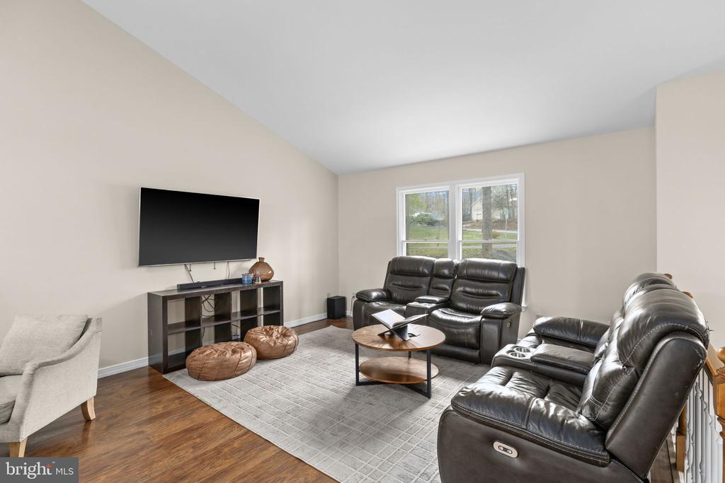 200 WILDERNESS LN, LOCUST GROVE, Virginia 22508, 4 Bedrooms Bedrooms, ,3 BathroomsBathrooms,Residential,200 WILDERNESS LN,VAOR2013750 MLS # VAOR2013750