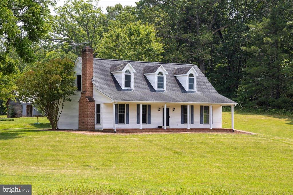 274 AARON MOUNTAIN RD, CASTLETON, Virginia 22716, 3 Bedrooms Bedrooms, ,3 BathroomsBathrooms,Residential,274 AARON MOUNTAIN RD,VARP2002554 MLS # VARP2002554