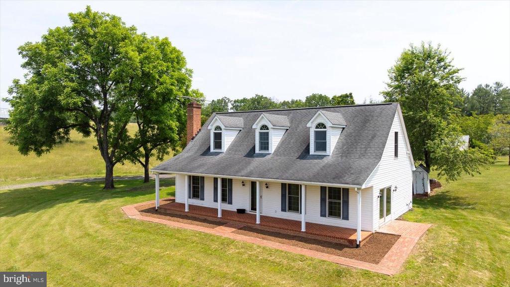 274 AARON MOUNTAIN RD, CASTLETON, Virginia 22716, 3 Bedrooms Bedrooms, ,3 BathroomsBathrooms,Residential,274 AARON MOUNTAIN RD,VARP2002554 MLS # VARP2002554