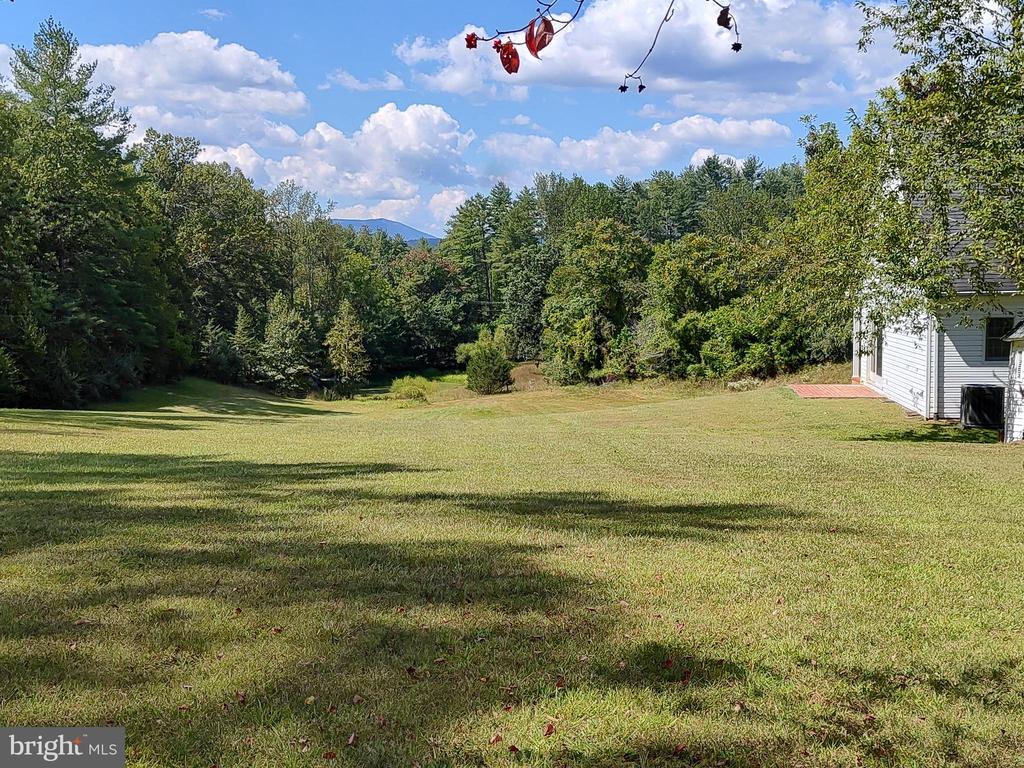 274 AARON MOUNTAIN RD, CASTLETON, Virginia 22716, 3 Bedrooms Bedrooms, ,3 BathroomsBathrooms,Residential,274 AARON MOUNTAIN RD,VARP2002554 MLS # VARP2002554