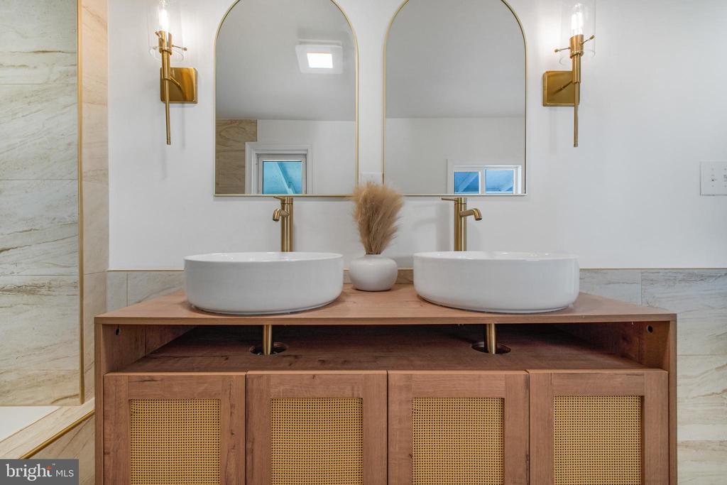 514 2ND STREET, CULPEPER, Virginia 22701, 3 Bedrooms Bedrooms, ,2 BathroomsBathrooms,Residential,514 2ND STREET,VACU2013192 MLS # VACU2013192