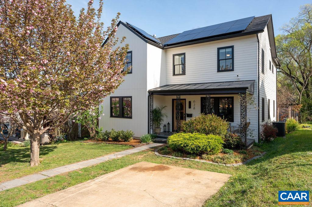 628 BLENHEIM AVE, CHARLOTTESVILLE, Virginia 22902, 4 Bedrooms Bedrooms, ,3 BathroomsBathrooms,Residential,628 BLENHEIM AVE,674992 MLS # 674992