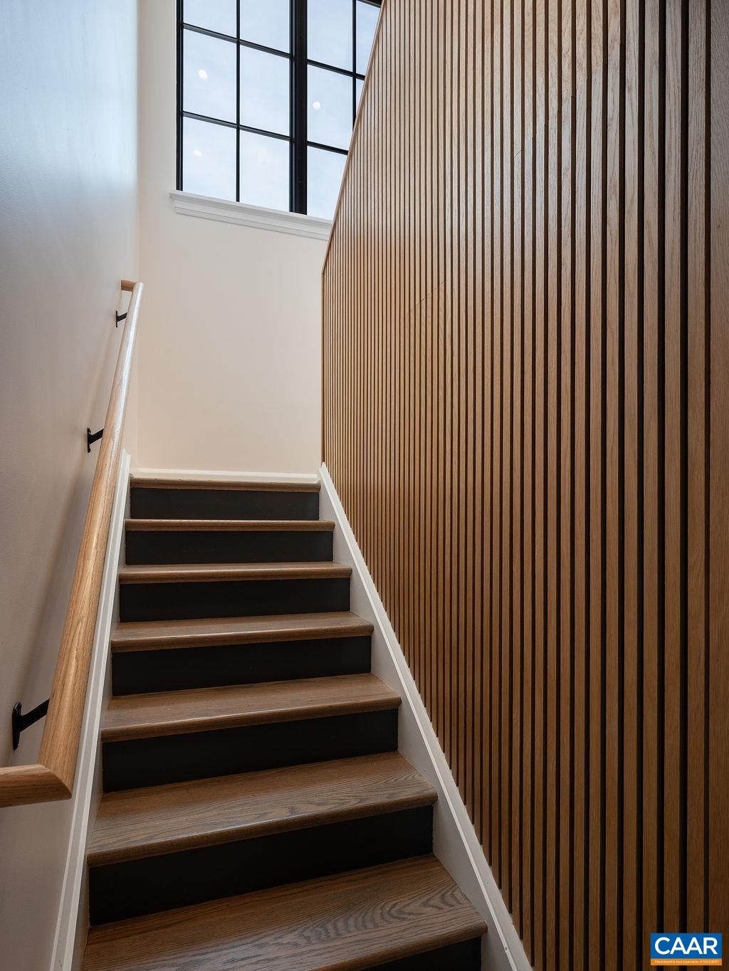 628 BLENHEIM AVE, CHARLOTTESVILLE, Virginia 22902, 4 Bedrooms Bedrooms, ,3 BathroomsBathrooms,Residential,628 BLENHEIM AVE,674992 MLS # 674992