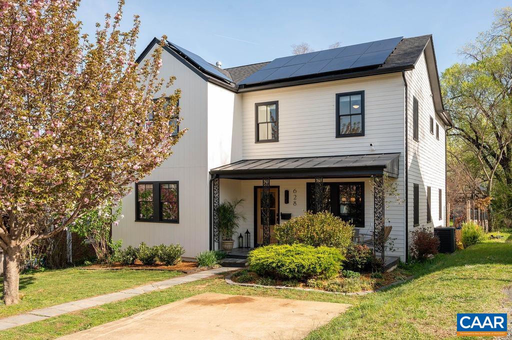628 BLENHEIM AVE, CHARLOTTESVILLE, Virginia 22902, 4 Bedrooms Bedrooms, ,3 BathroomsBathrooms,Residential,628 BLENHEIM AVE,674992 MLS # 674992