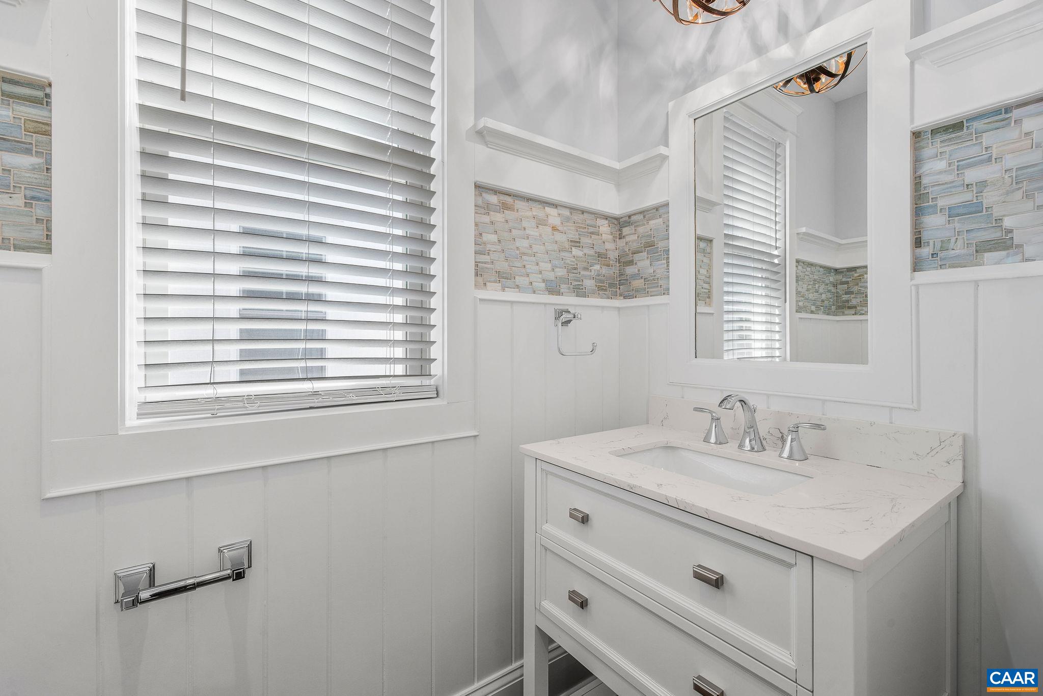 412 NICHOLSON ST, CHARLOTTESVILLE, Virginia 22902, 4 Bedrooms Bedrooms, ,3 BathroomsBathrooms,Residential,412 NICHOLSON ST,675014 MLS # 675014