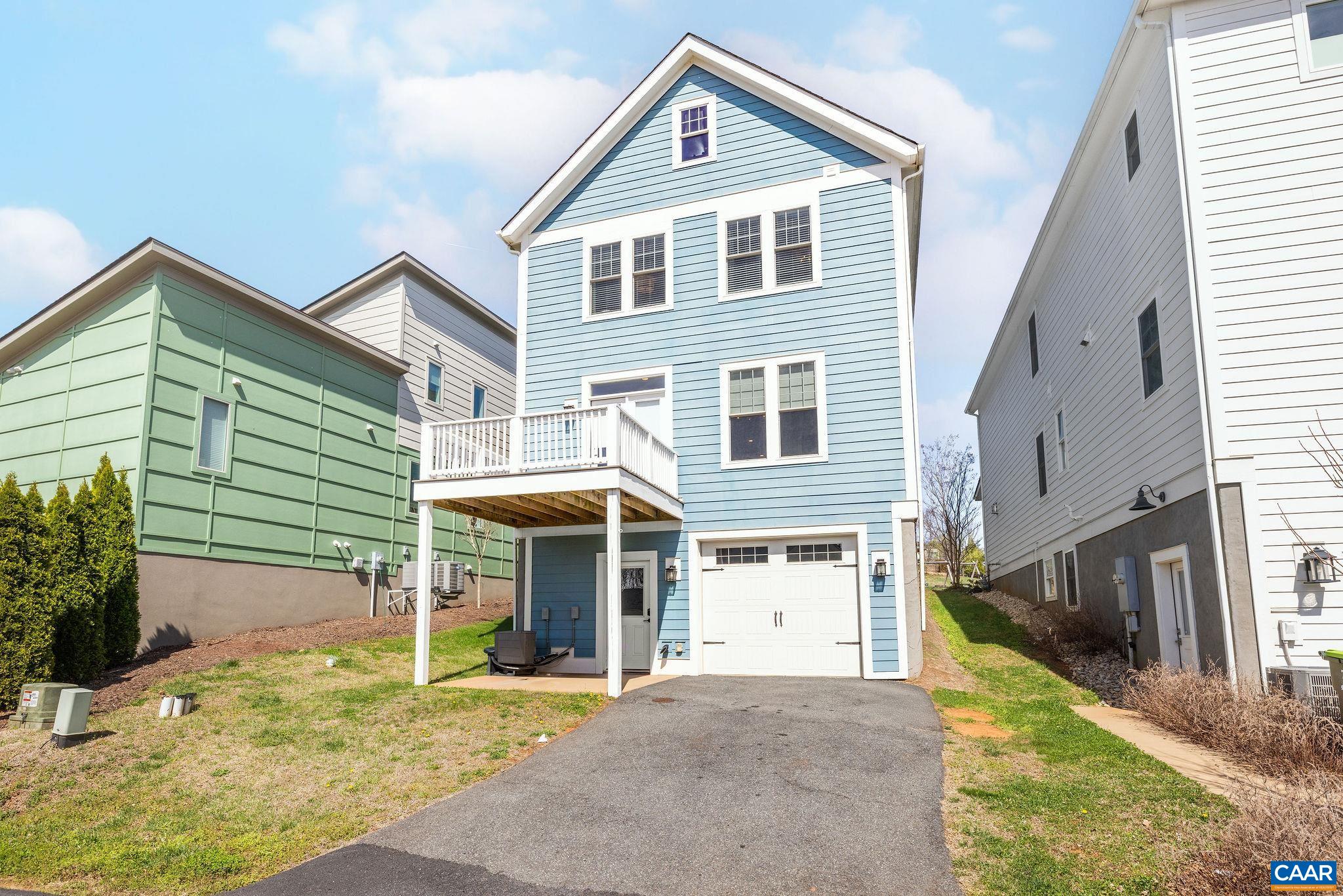 412 NICHOLSON ST, CHARLOTTESVILLE, Virginia 22902, 4 Bedrooms Bedrooms, ,3 BathroomsBathrooms,Residential,412 NICHOLSON ST,675014 MLS # 675014