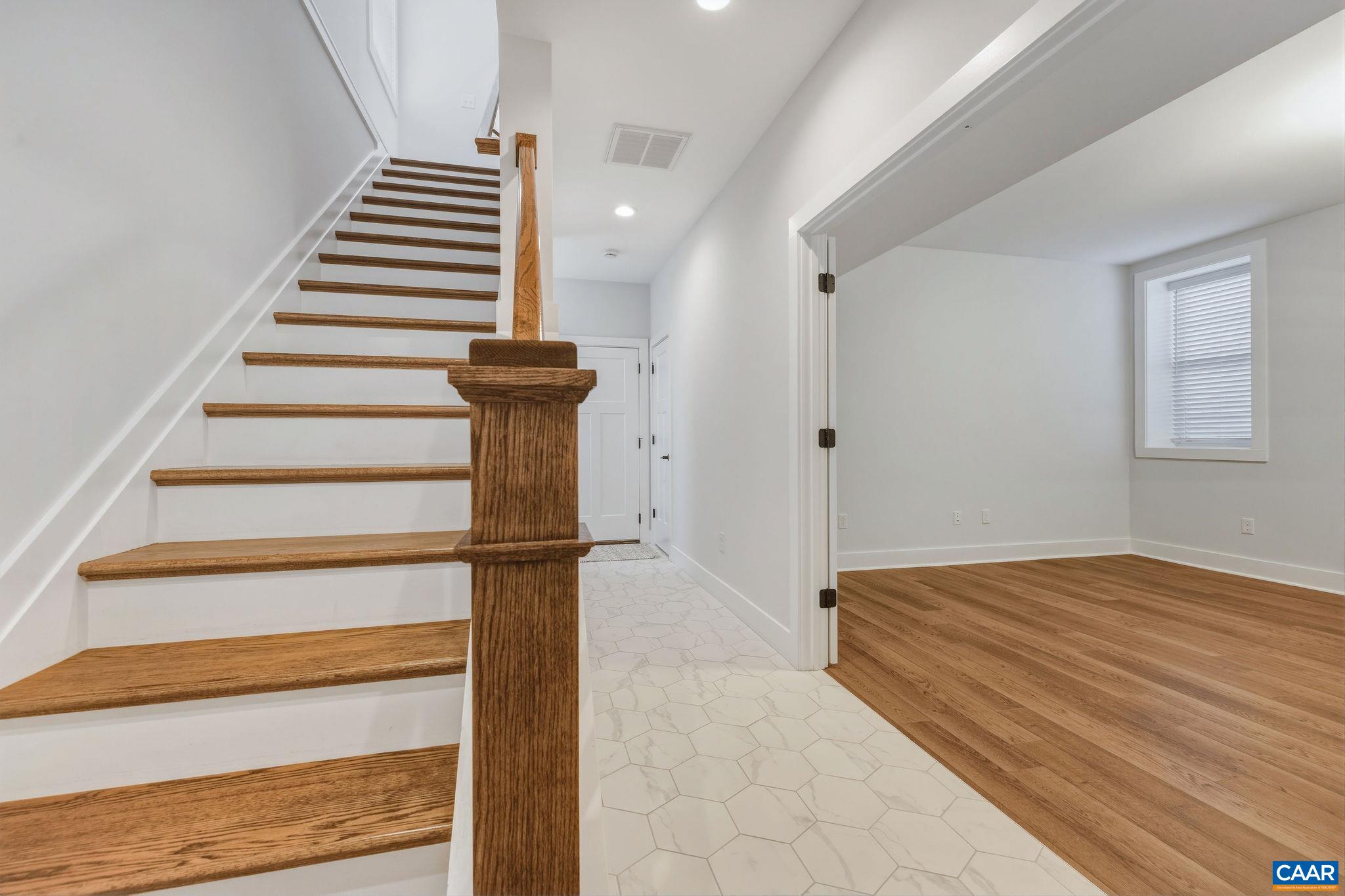 412 NICHOLSON ST, CHARLOTTESVILLE, Virginia 22902, 4 Bedrooms Bedrooms, ,3 BathroomsBathrooms,Residential,412 NICHOLSON ST,675014 MLS # 675014