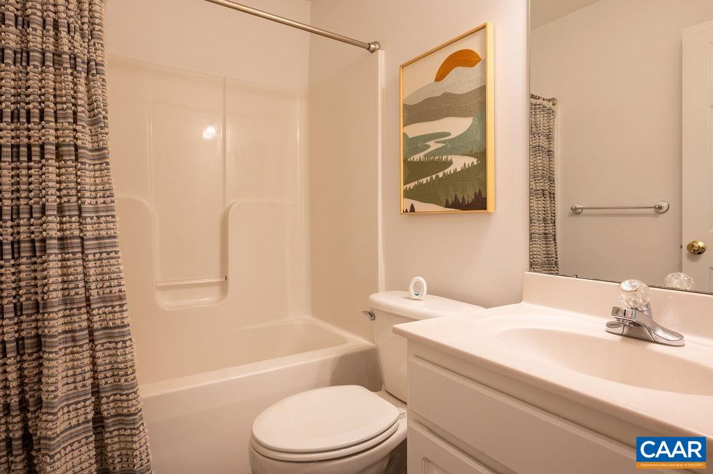 5270 TANAGER WOODS DR, EARLYSVILLE, Virginia 22936, 5 Bedrooms Bedrooms, ,4 BathroomsBathrooms,Residential,5270 TANAGER WOODS DR,675141 MLS # 675141