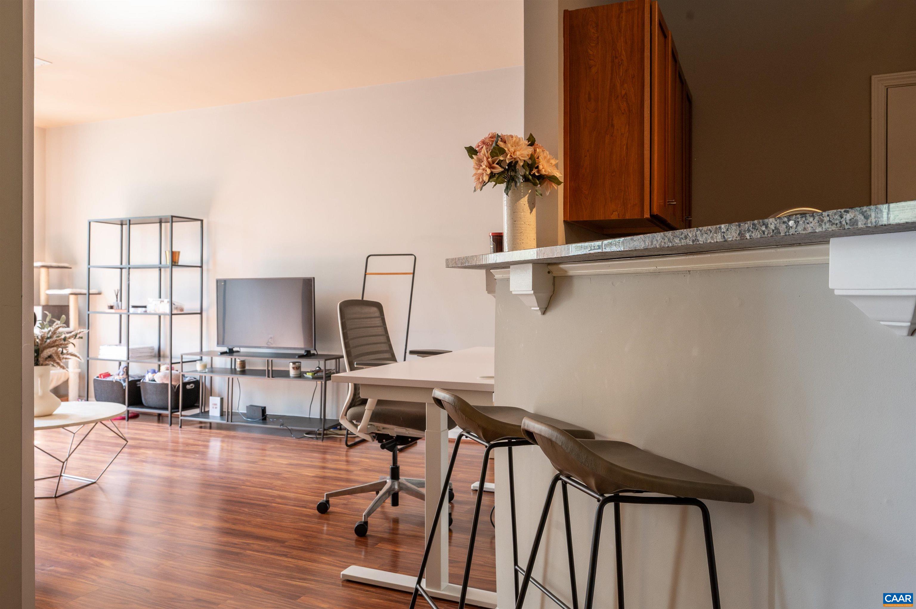 735 WALKER SQ, CHARLOTTESVILLE, Virginia 22903, 1 Bedroom Bedrooms, ,1 BathroomBathrooms,Residential,735 WALKER SQ,675206 MLS # 675206