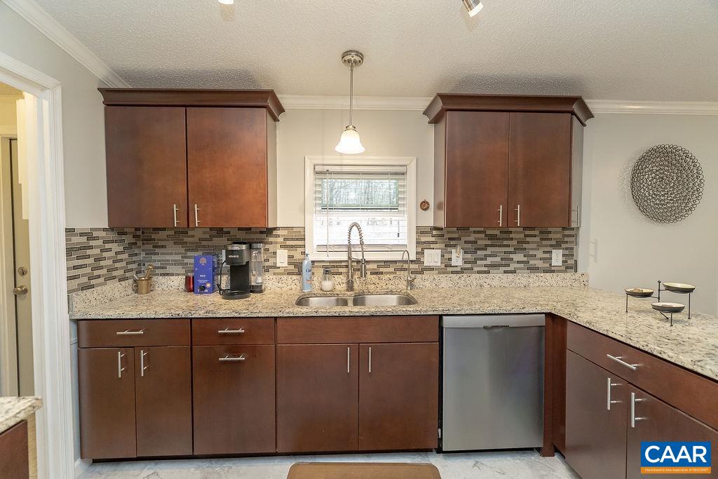 7234 THREE NOTCH RD, LOUISA, Virginia 23093, 4 Bedrooms Bedrooms, ,2 BathroomsBathrooms,Residential,7234 THREE NOTCH RD,675244 MLS # 675244