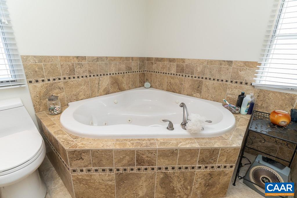 7234 THREE NOTCH RD, LOUISA, Virginia 23093, 4 Bedrooms Bedrooms, ,2 BathroomsBathrooms,Residential,7234 THREE NOTCH RD,675244 MLS # 675244