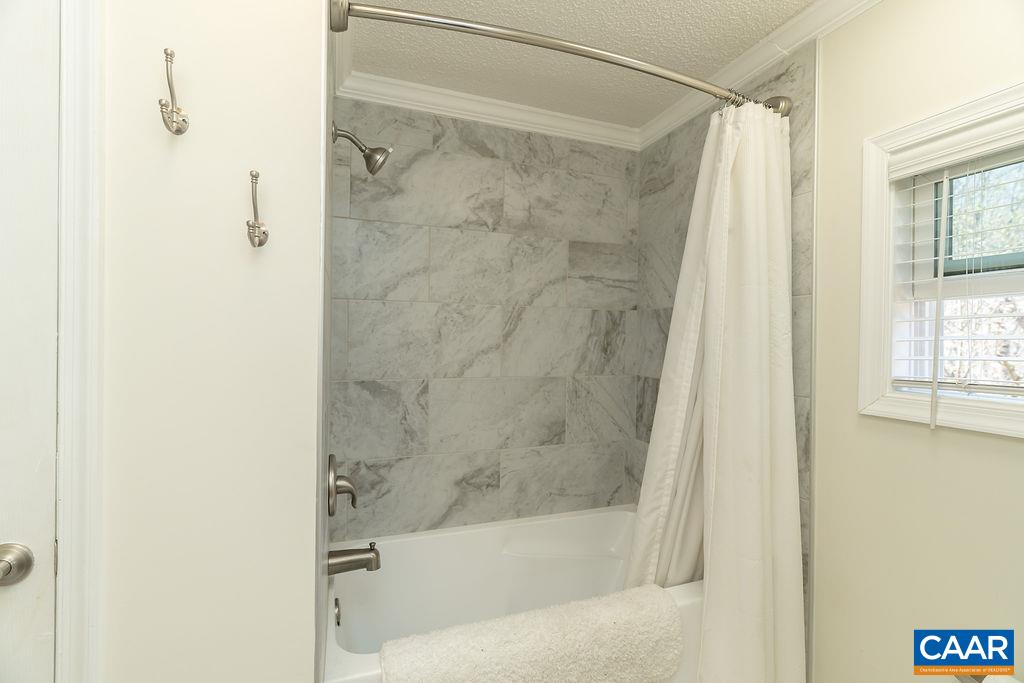 7234 THREE NOTCH RD, LOUISA, Virginia 23093, 4 Bedrooms Bedrooms, ,2 BathroomsBathrooms,Residential,7234 THREE NOTCH RD,675244 MLS # 675244