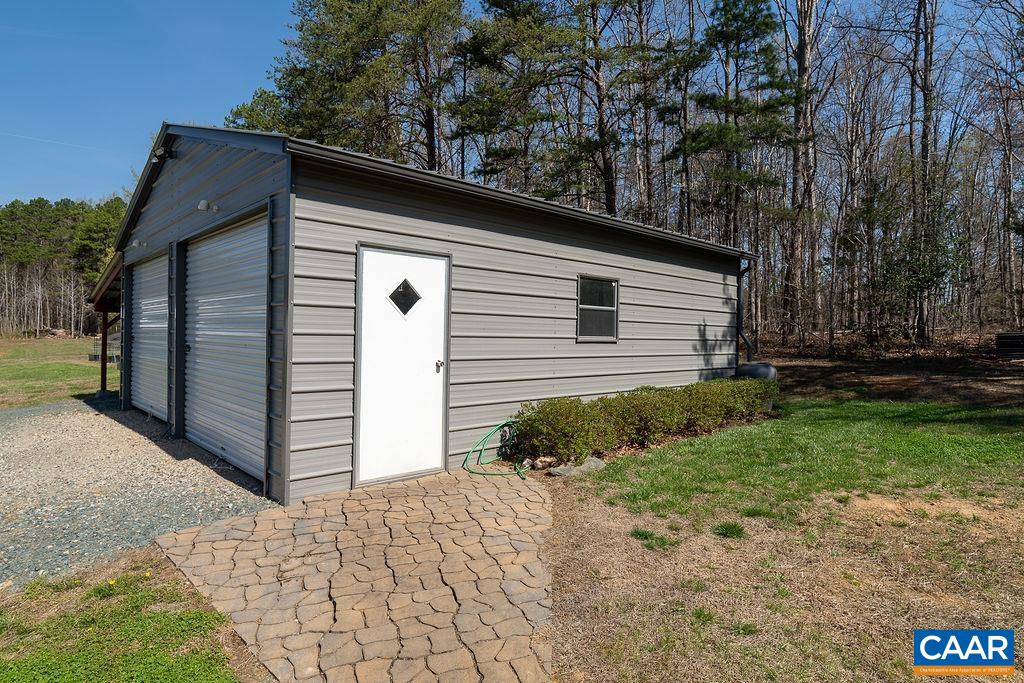 7234 THREE NOTCH RD, LOUISA, Virginia 23093, 4 Bedrooms Bedrooms, ,2 BathroomsBathrooms,Residential,7234 THREE NOTCH RD,675244 MLS # 675244