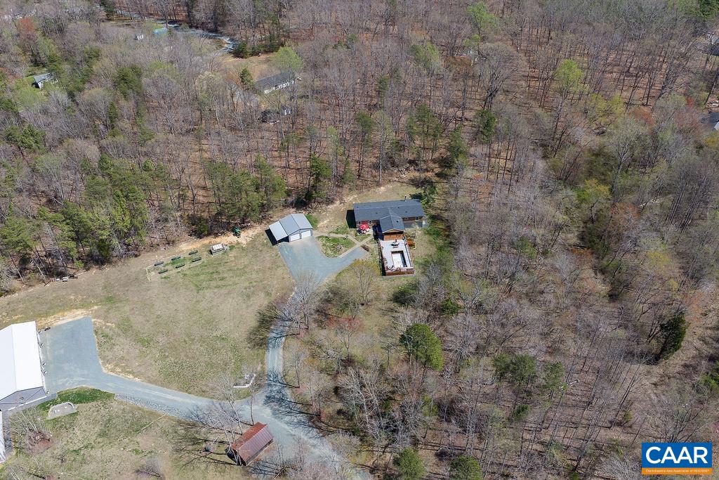 7234 THREE NOTCH RD, LOUISA, Virginia 23093, 4 Bedrooms Bedrooms, ,2 BathroomsBathrooms,Residential,7234 THREE NOTCH RD,675244 MLS # 675244