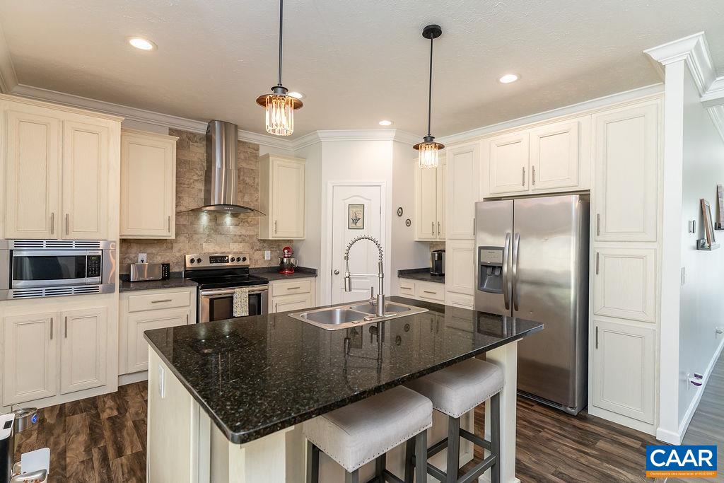 7246 THREE NOTCH RD, LOUISA, Virginia 23093, 3 Bedrooms Bedrooms, ,2 BathroomsBathrooms,Residential,7246 THREE NOTCH RD,675249 MLS # 675249