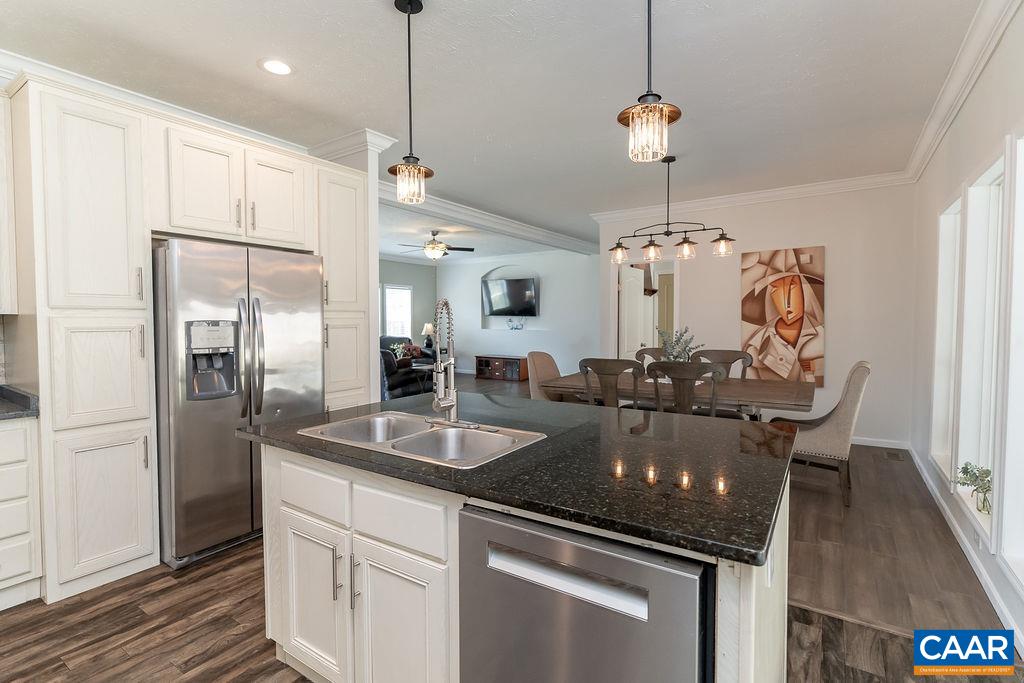 7246 THREE NOTCH RD, LOUISA, Virginia 23093, 3 Bedrooms Bedrooms, ,2 BathroomsBathrooms,Residential,7246 THREE NOTCH RD,675249 MLS # 675249