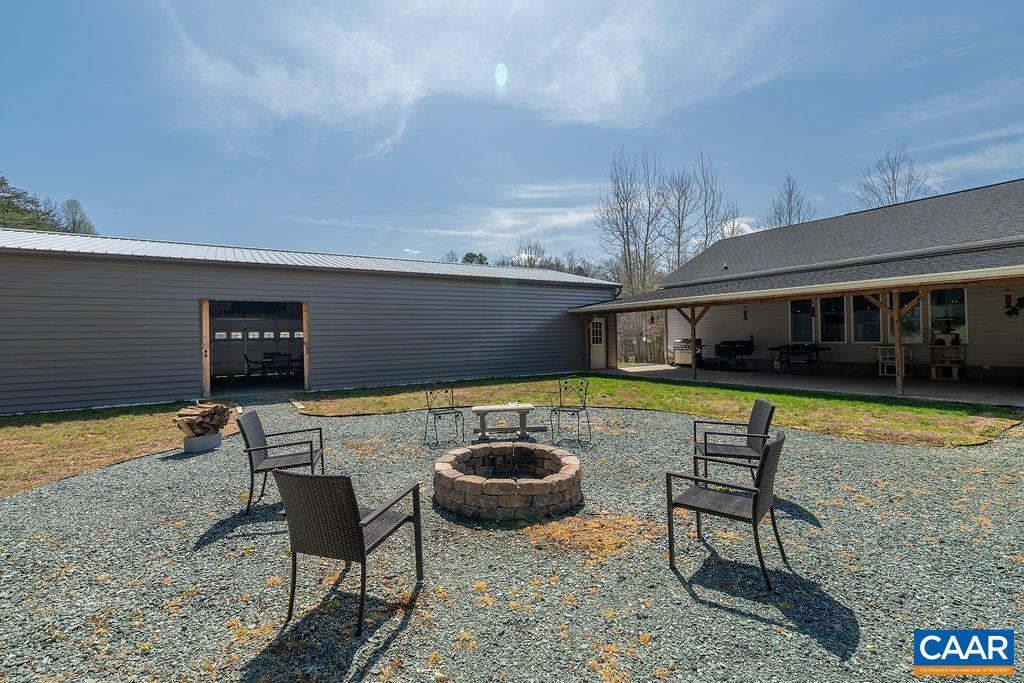 7246 THREE NOTCH RD, LOUISA, Virginia 23093, 3 Bedrooms Bedrooms, ,2 BathroomsBathrooms,Residential,7246 THREE NOTCH RD,675249 MLS # 675249