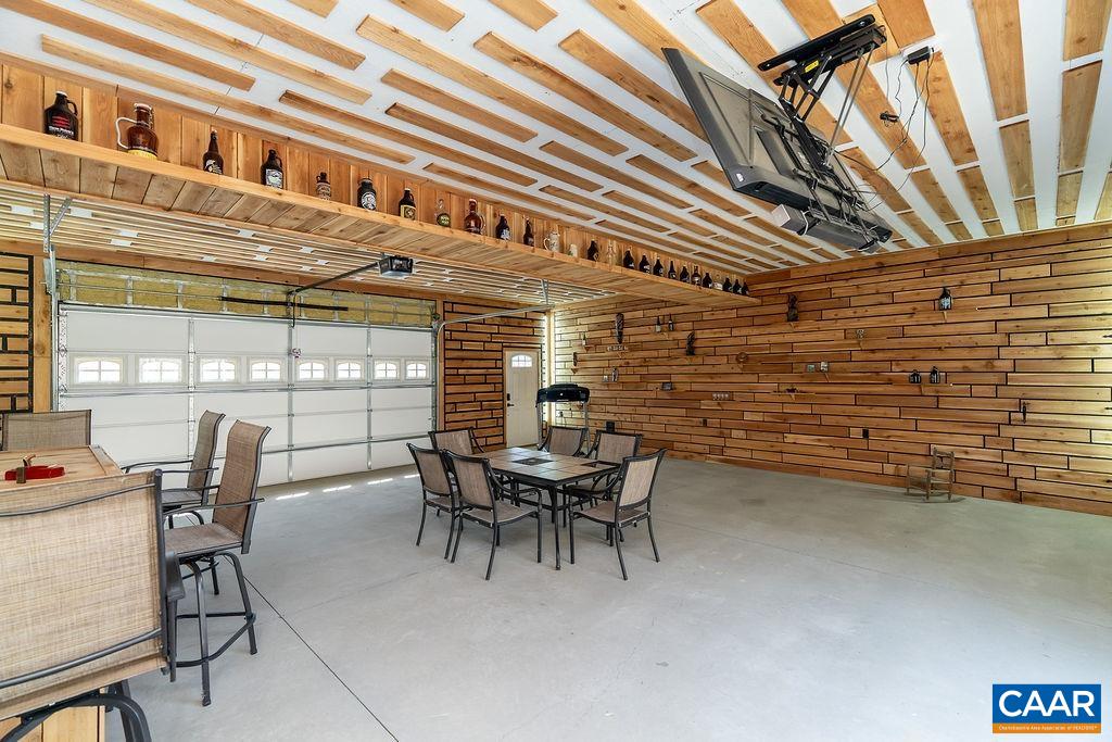 7246 THREE NOTCH RD, LOUISA, Virginia 23093, 3 Bedrooms Bedrooms, ,2 BathroomsBathrooms,Residential,7246 THREE NOTCH RD,675249 MLS # 675249