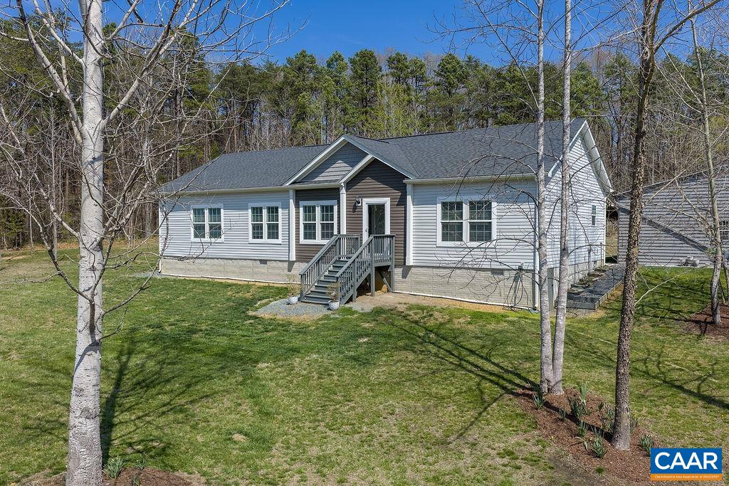 7246 THREE NOTCH RD, LOUISA, Virginia 23093, 3 Bedrooms Bedrooms, ,2 BathroomsBathrooms,Residential,7246 THREE NOTCH RD,675249 MLS # 675249