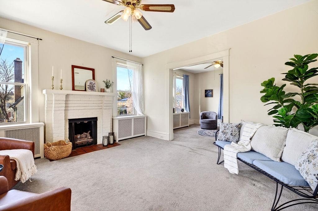 826 SELMA BLVD, STAUNTON, Virginia 24401, 3 Bedrooms Bedrooms, ,1 BathroomBathrooms,Residential,826 SELMA BLVD,675251 MLS # 675251