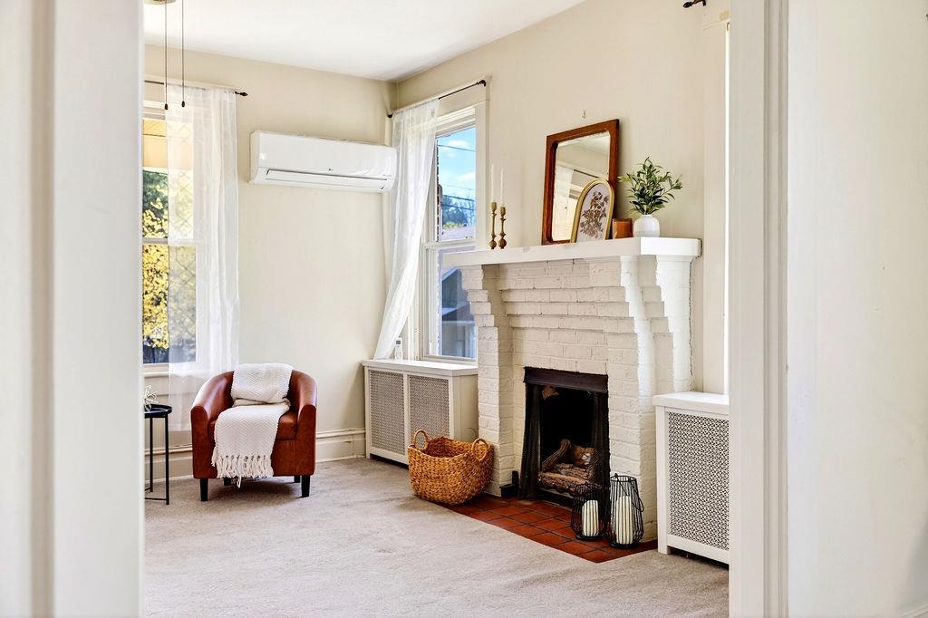 826 SELMA BLVD, STAUNTON, Virginia 24401, 3 Bedrooms Bedrooms, ,1 BathroomBathrooms,Residential,826 SELMA BLVD,675251 MLS # 675251