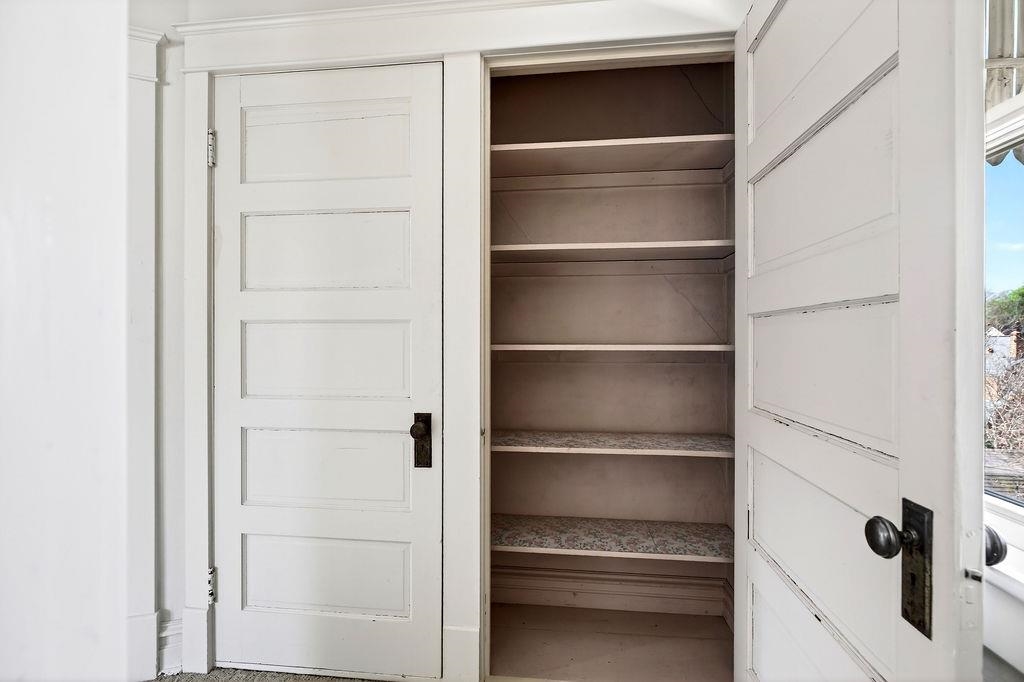 826 SELMA BLVD, STAUNTON, Virginia 24401, 3 Bedrooms Bedrooms, ,1 BathroomBathrooms,Residential,826 SELMA BLVD,675251 MLS # 675251