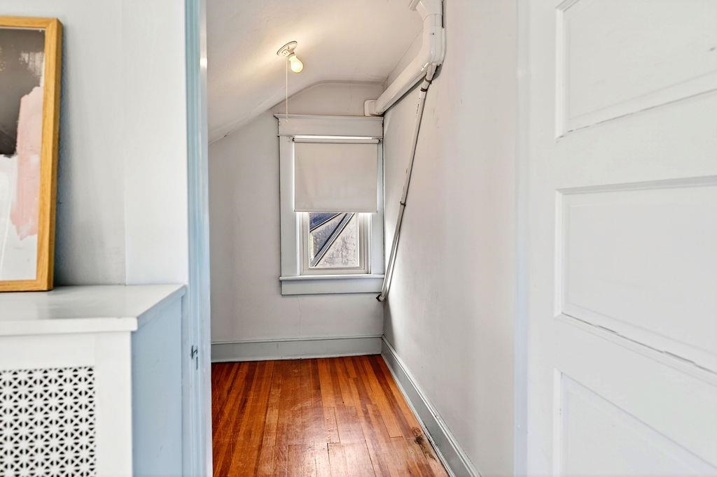 826 SELMA BLVD, STAUNTON, Virginia 24401, 3 Bedrooms Bedrooms, ,1 BathroomBathrooms,Residential,826 SELMA BLVD,675251 MLS # 675251