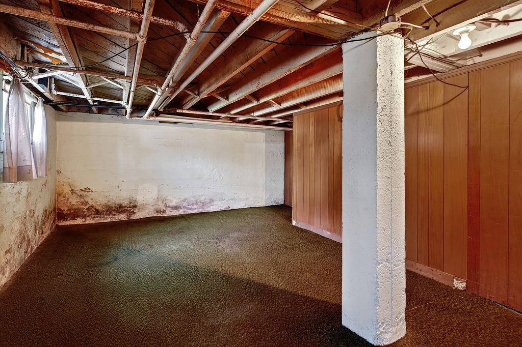 826 SELMA BLVD, STAUNTON, Virginia 24401, 3 Bedrooms Bedrooms, ,1 BathroomBathrooms,Residential,826 SELMA BLVD,675251 MLS # 675251