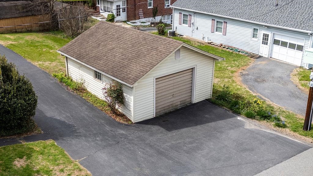 826 SELMA BLVD, STAUNTON, Virginia 24401, 3 Bedrooms Bedrooms, ,1 BathroomBathrooms,Residential,826 SELMA BLVD,675251 MLS # 675251