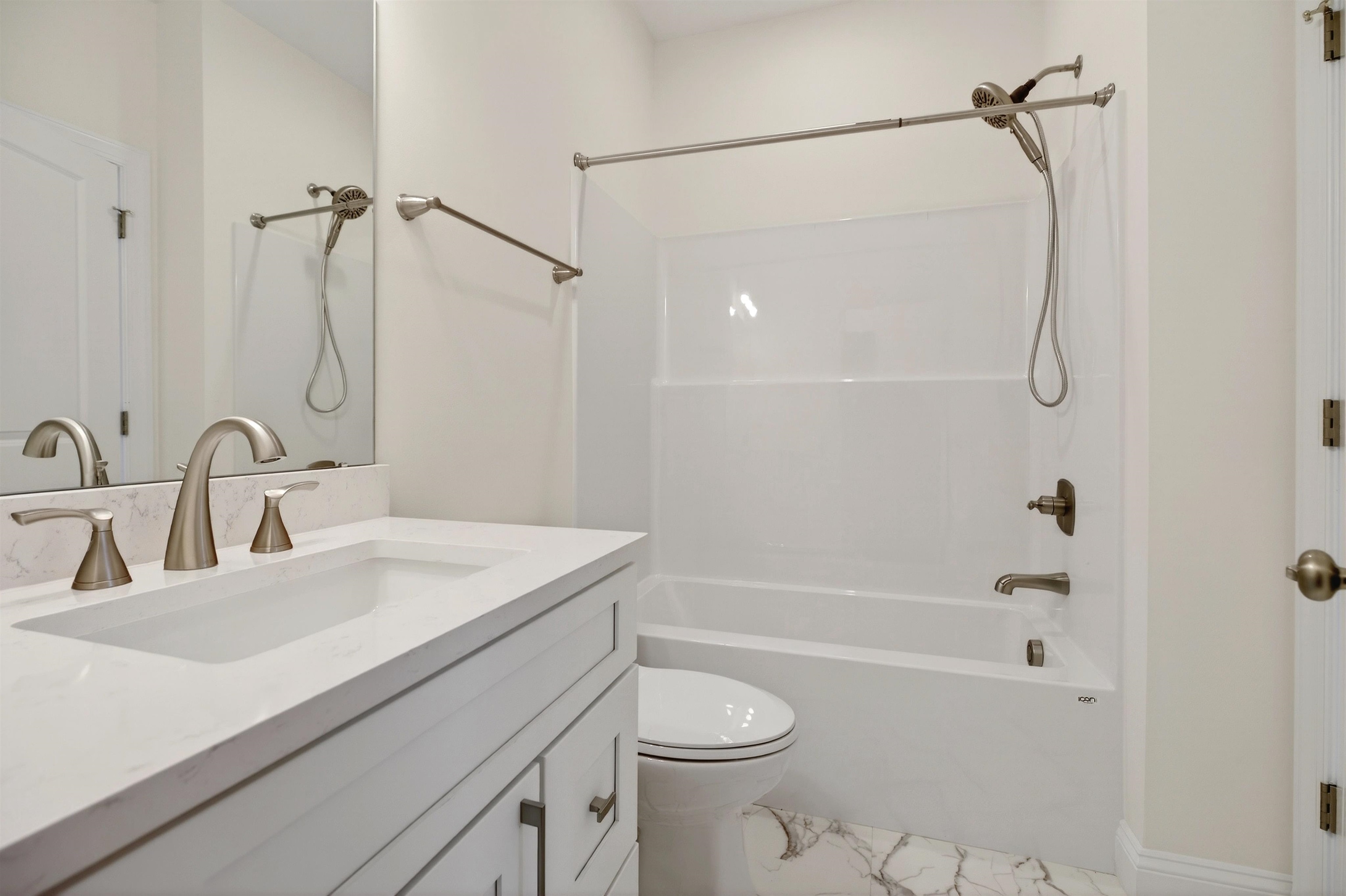 1700 A ST, WAYNESBORO, Virginia 22980, 3 Bedrooms Bedrooms, ,2 BathroomsBathrooms,Residential,1700 A ST,675252 MLS # 675252