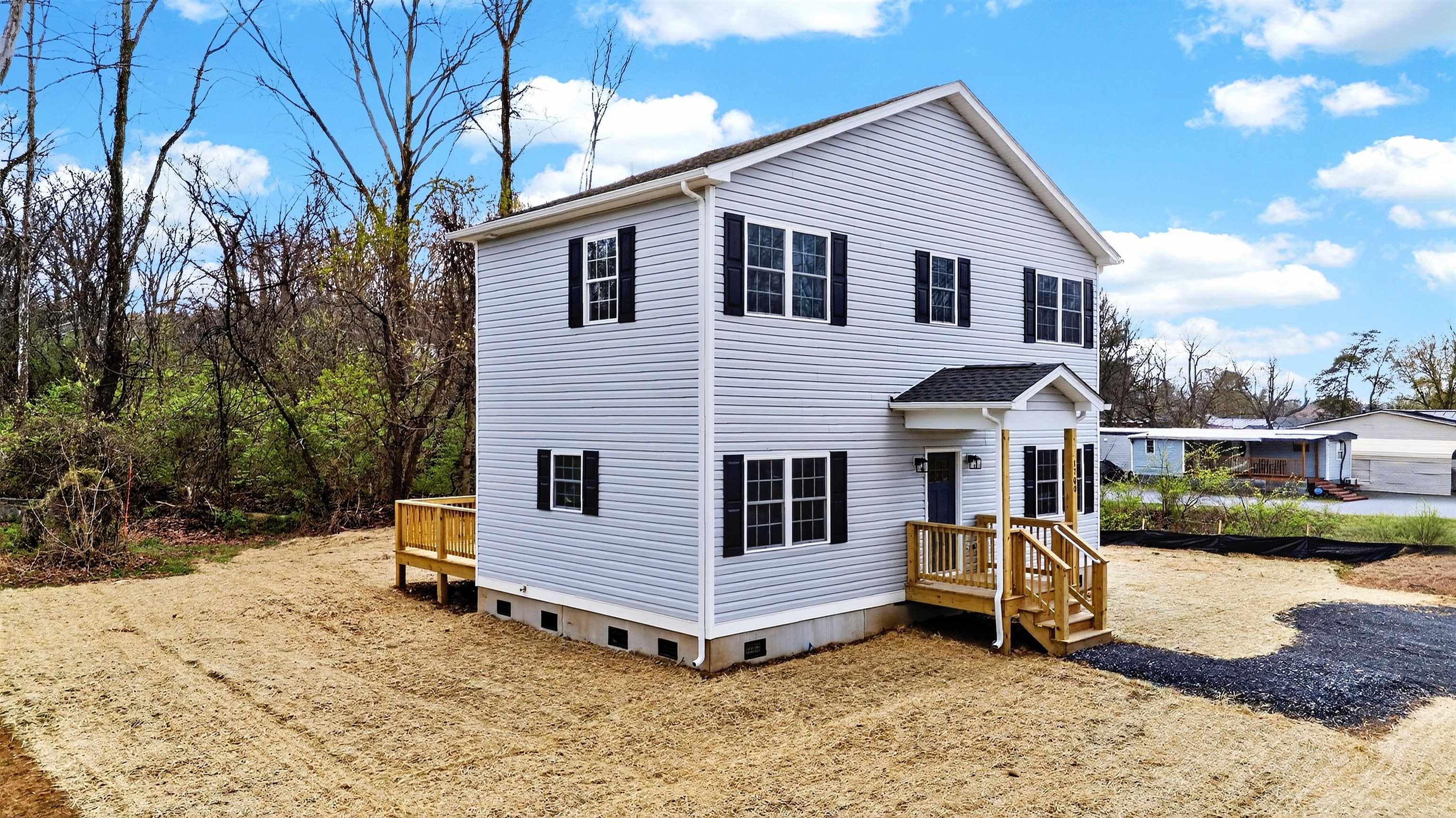 1700 A ST, WAYNESBORO, Virginia 22980, 3 Bedrooms Bedrooms, ,2 BathroomsBathrooms,Residential,1700 A ST,675252 MLS # 675252