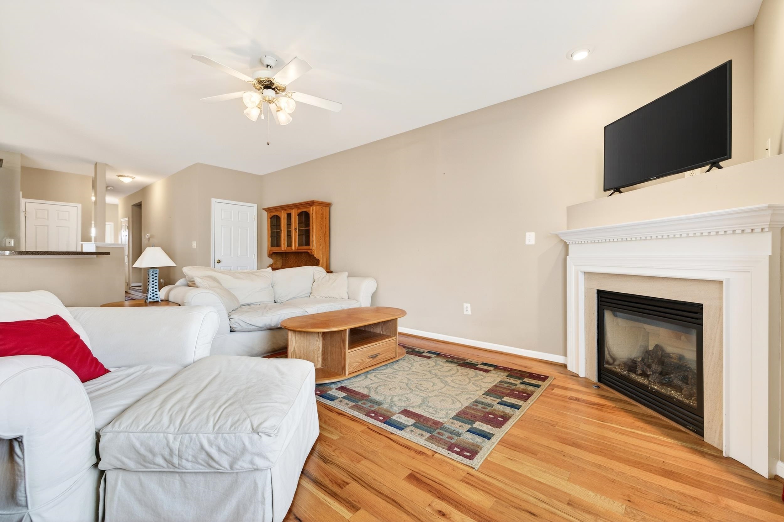 355 HOOVER RD, WOODSTOCK, Virginia 22664, 3 Bedrooms Bedrooms, ,2 BathroomsBathrooms,Residential,355 HOOVER RD,675256 MLS # 675256