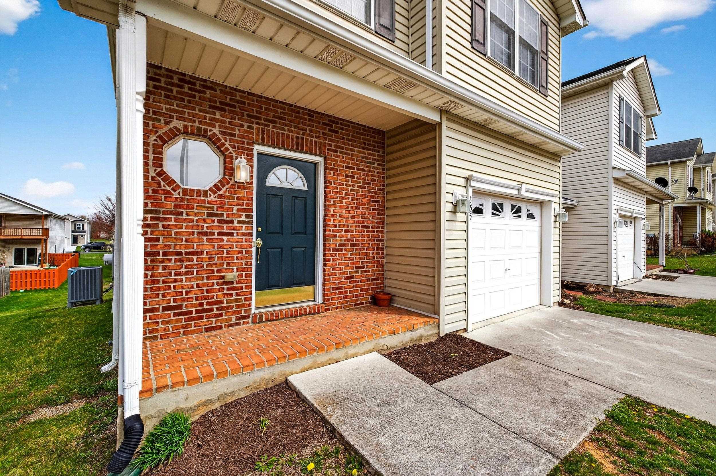 355 HOOVER RD, WOODSTOCK, Virginia 22664, 3 Bedrooms Bedrooms, ,2 BathroomsBathrooms,Residential,355 HOOVER RD,675256 MLS # 675256