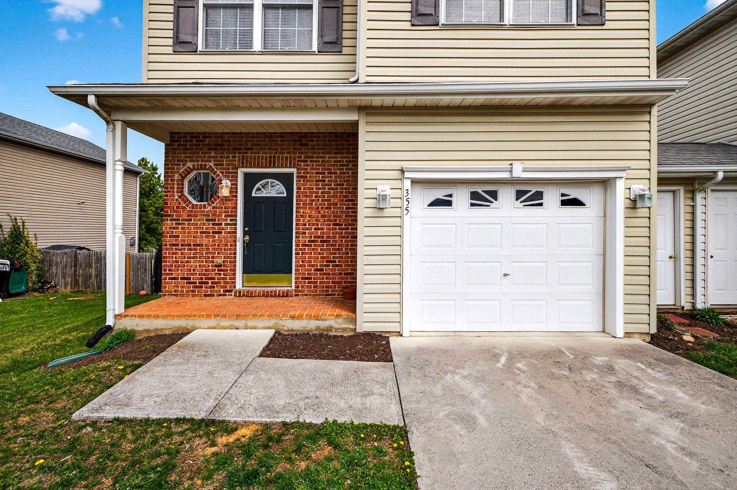 355 HOOVER RD, WOODSTOCK, Virginia 22664, 3 Bedrooms Bedrooms, ,2 BathroomsBathrooms,Residential,355 HOOVER RD,675256 MLS # 675256