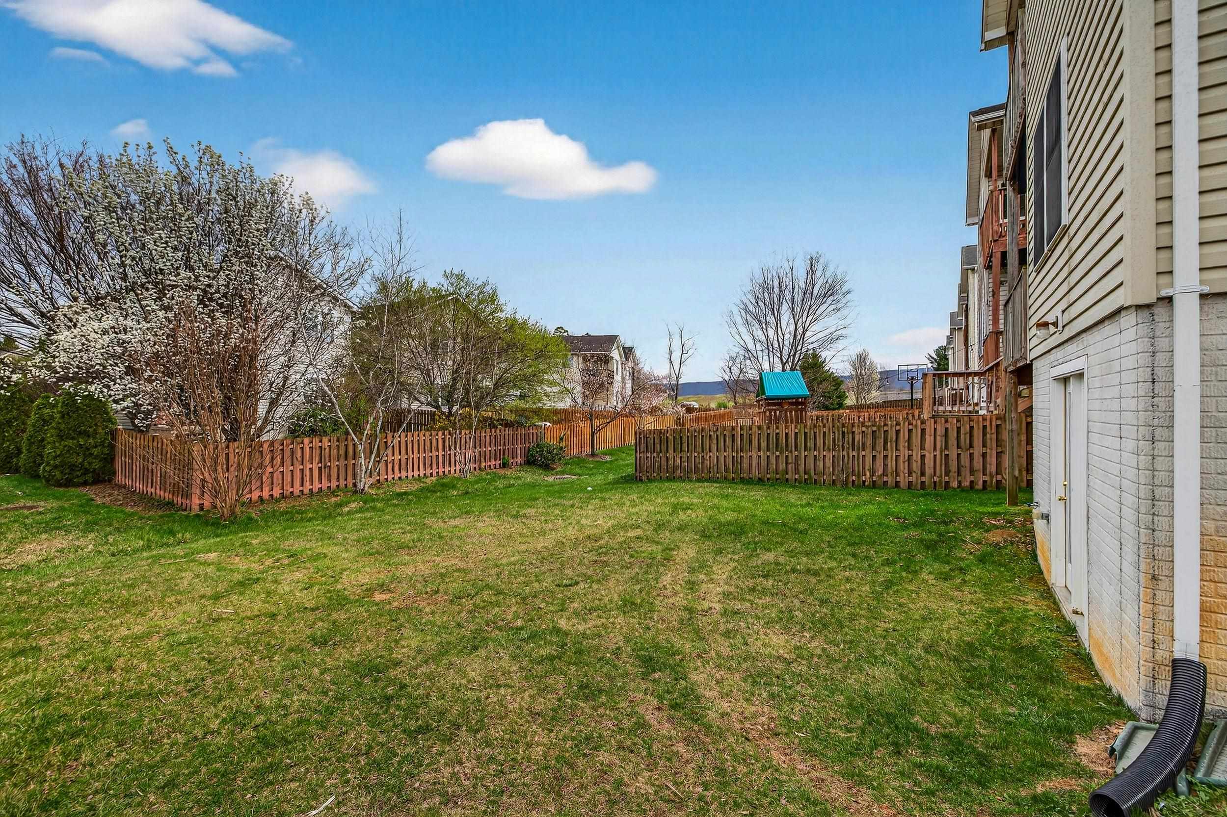 355 HOOVER RD, WOODSTOCK, Virginia 22664, 3 Bedrooms Bedrooms, ,2 BathroomsBathrooms,Residential,355 HOOVER RD,675256 MLS # 675256