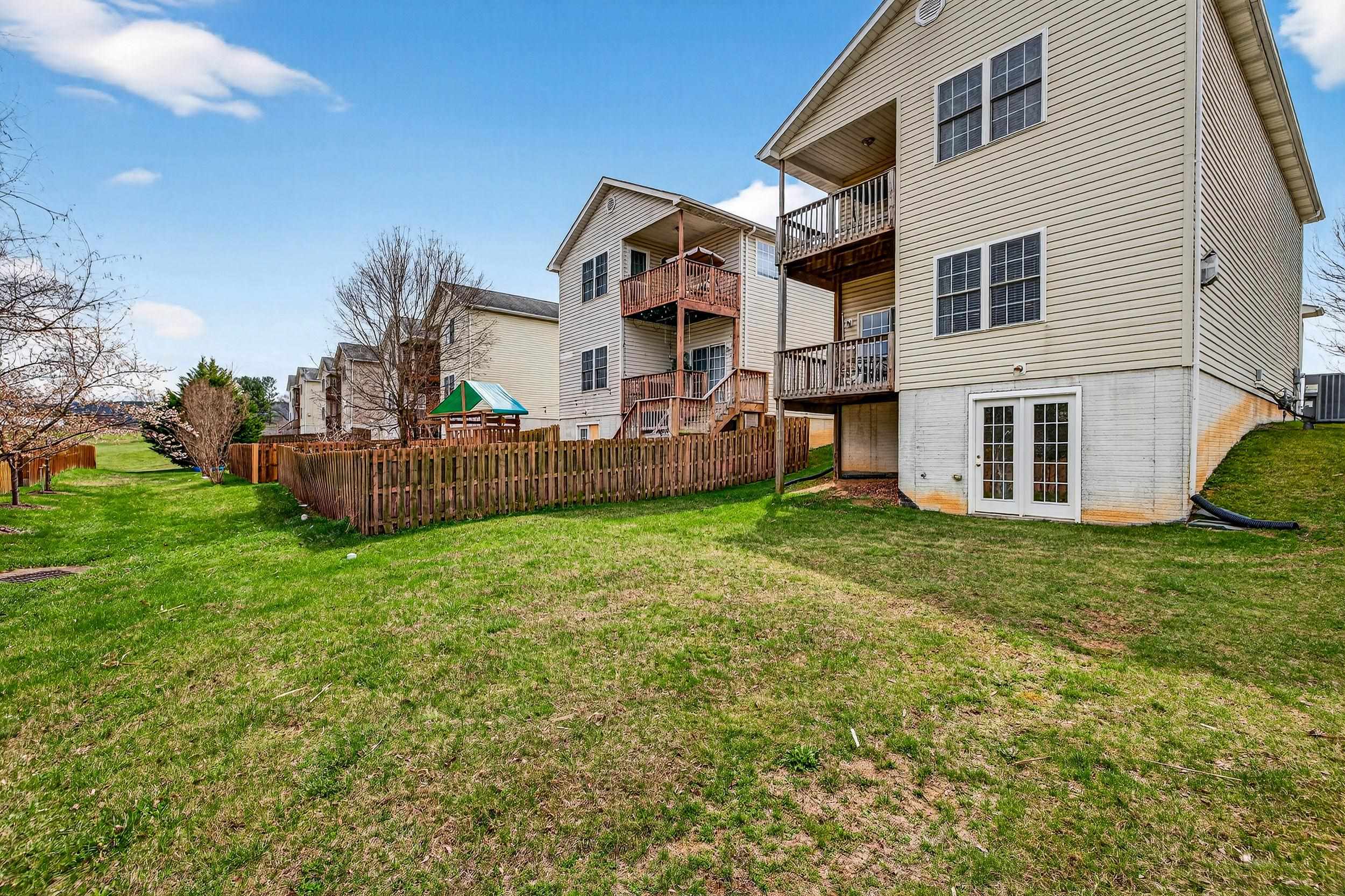 355 HOOVER RD, WOODSTOCK, Virginia 22664, 3 Bedrooms Bedrooms, ,2 BathroomsBathrooms,Residential,355 HOOVER RD,675256 MLS # 675256