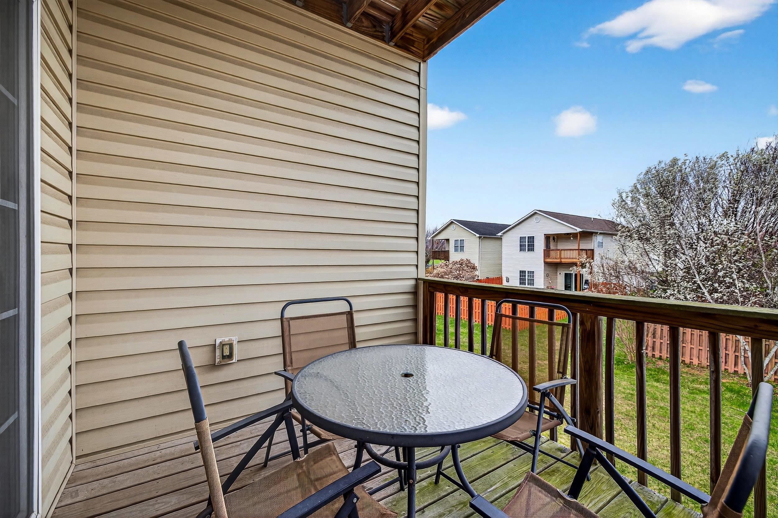 355 HOOVER RD, WOODSTOCK, Virginia 22664, 3 Bedrooms Bedrooms, ,2 BathroomsBathrooms,Residential,355 HOOVER RD,675256 MLS # 675256