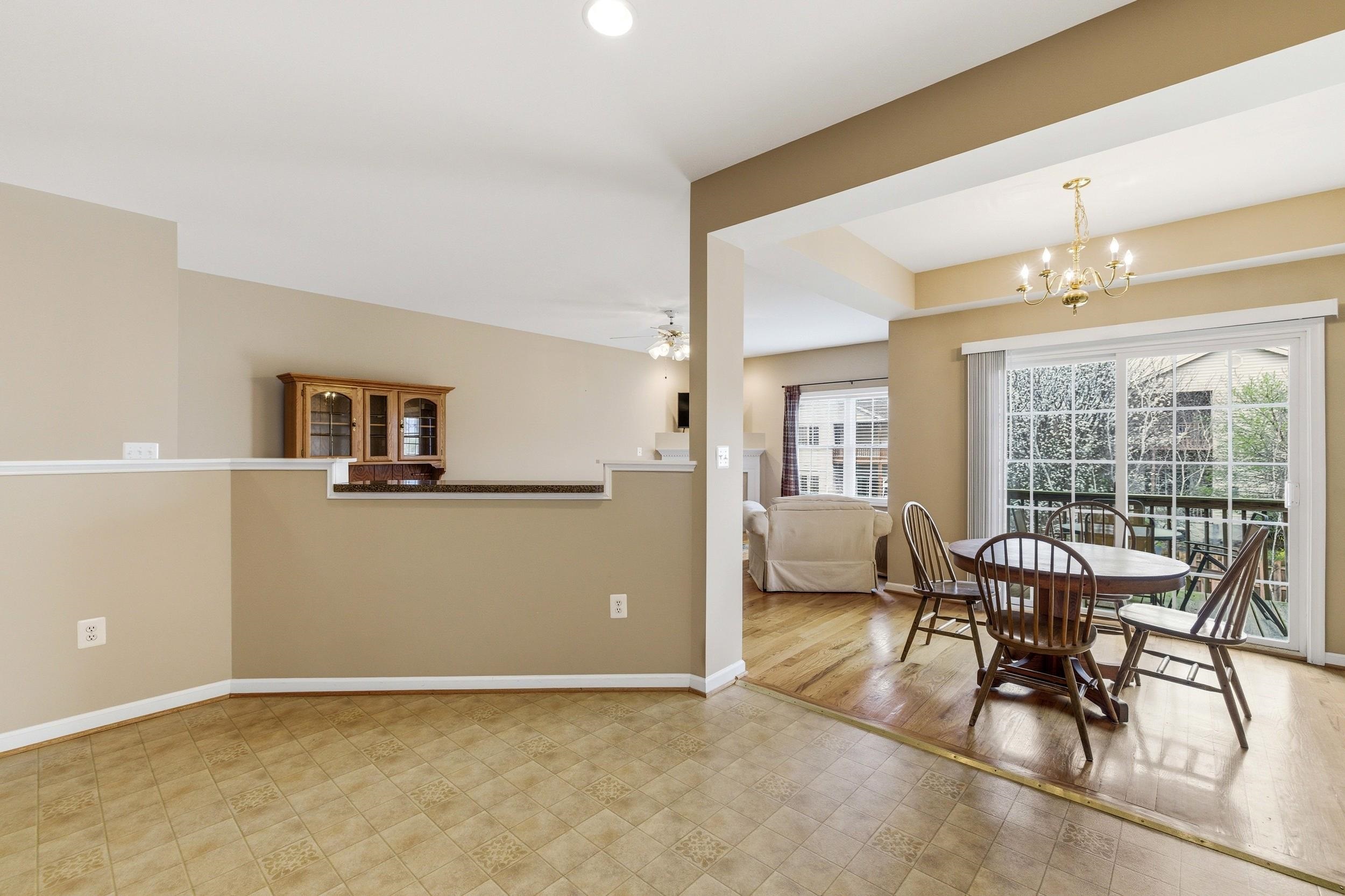 355 HOOVER RD, WOODSTOCK, Virginia 22664, 3 Bedrooms Bedrooms, ,2 BathroomsBathrooms,Residential,355 HOOVER RD,675256 MLS # 675256