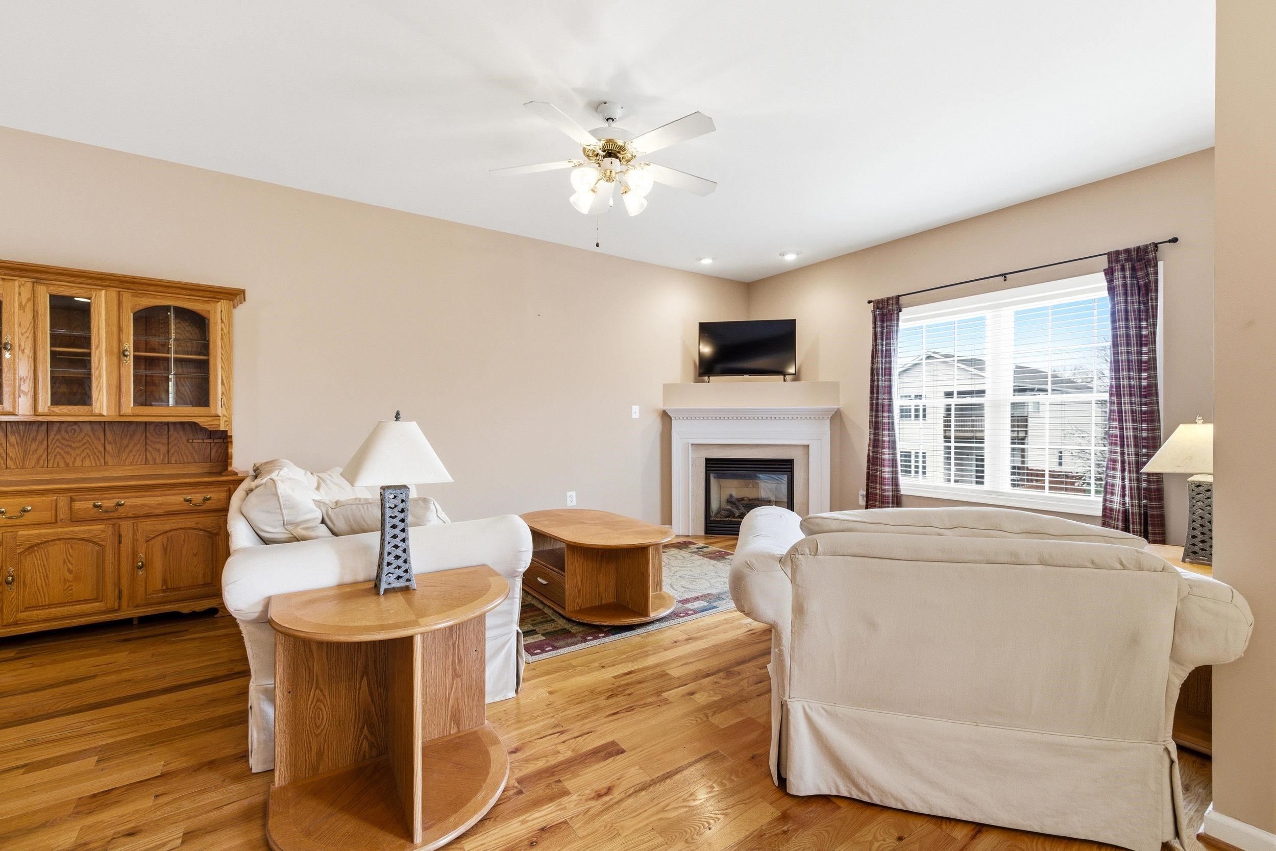 355 HOOVER RD, WOODSTOCK, Virginia 22664, 3 Bedrooms Bedrooms, ,2 BathroomsBathrooms,Residential,355 HOOVER RD,675256 MLS # 675256