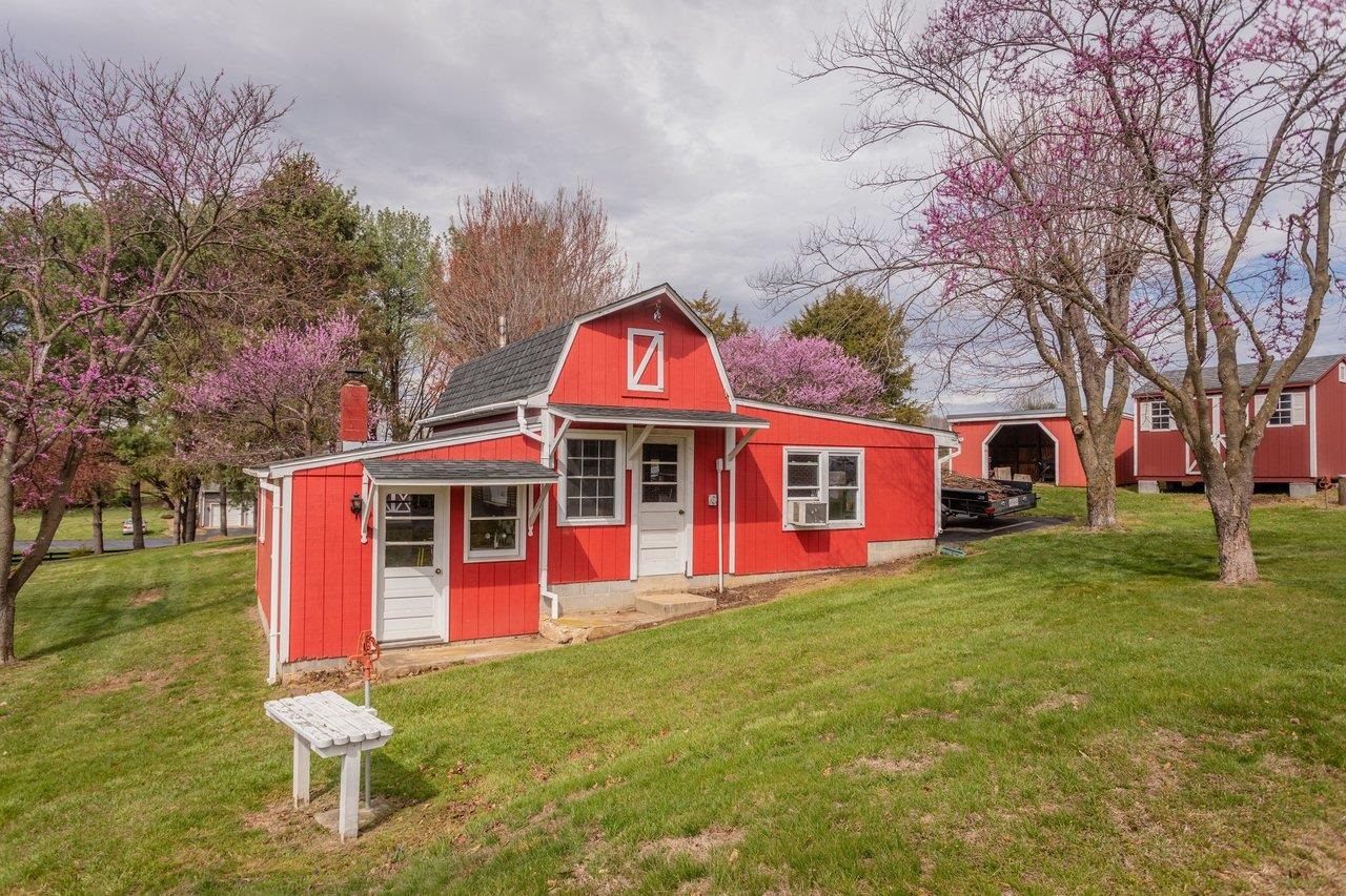 1098 PATTERSON MILL RD, GROTTOES, Virginia 24441, 3 Bedrooms Bedrooms, ,1 BathroomBathrooms,Residential,1098 PATTERSON MILL RD,675258 MLS # 675258