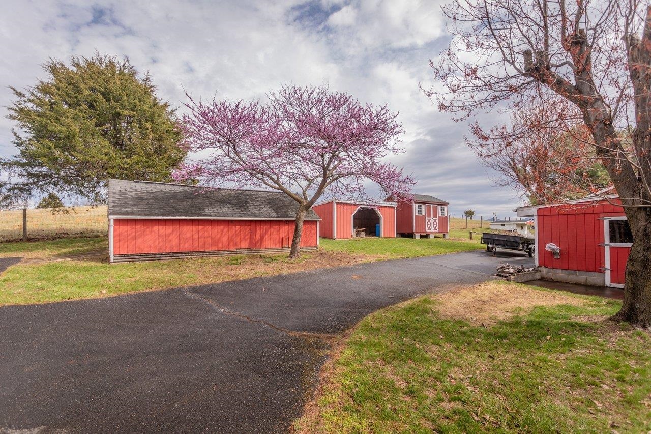 1098 PATTERSON MILL RD, GROTTOES, Virginia 24441, 3 Bedrooms Bedrooms, ,1 BathroomBathrooms,Residential,1098 PATTERSON MILL RD,675258 MLS # 675258