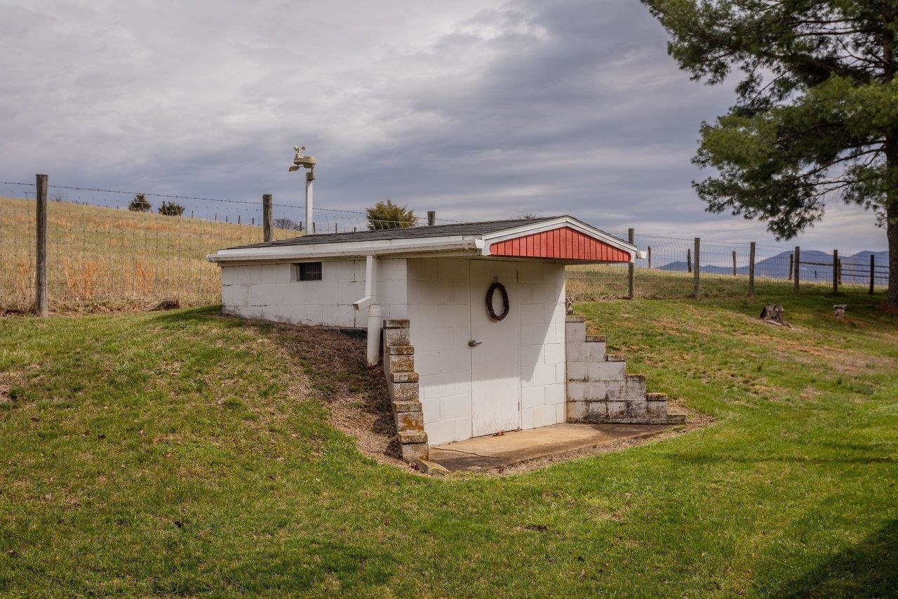 1098 PATTERSON MILL RD, GROTTOES, Virginia 24441, 3 Bedrooms Bedrooms, ,1 BathroomBathrooms,Residential,1098 PATTERSON MILL RD,675258 MLS # 675258