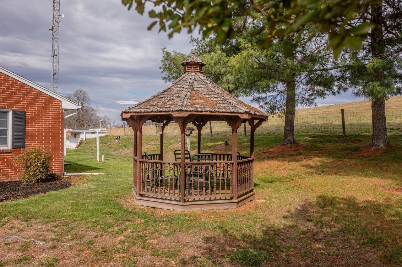 1098 PATTERSON MILL RD, GROTTOES, Virginia 24441, 3 Bedrooms Bedrooms, ,1 BathroomBathrooms,Residential,1098 PATTERSON MILL RD,675258 MLS # 675258