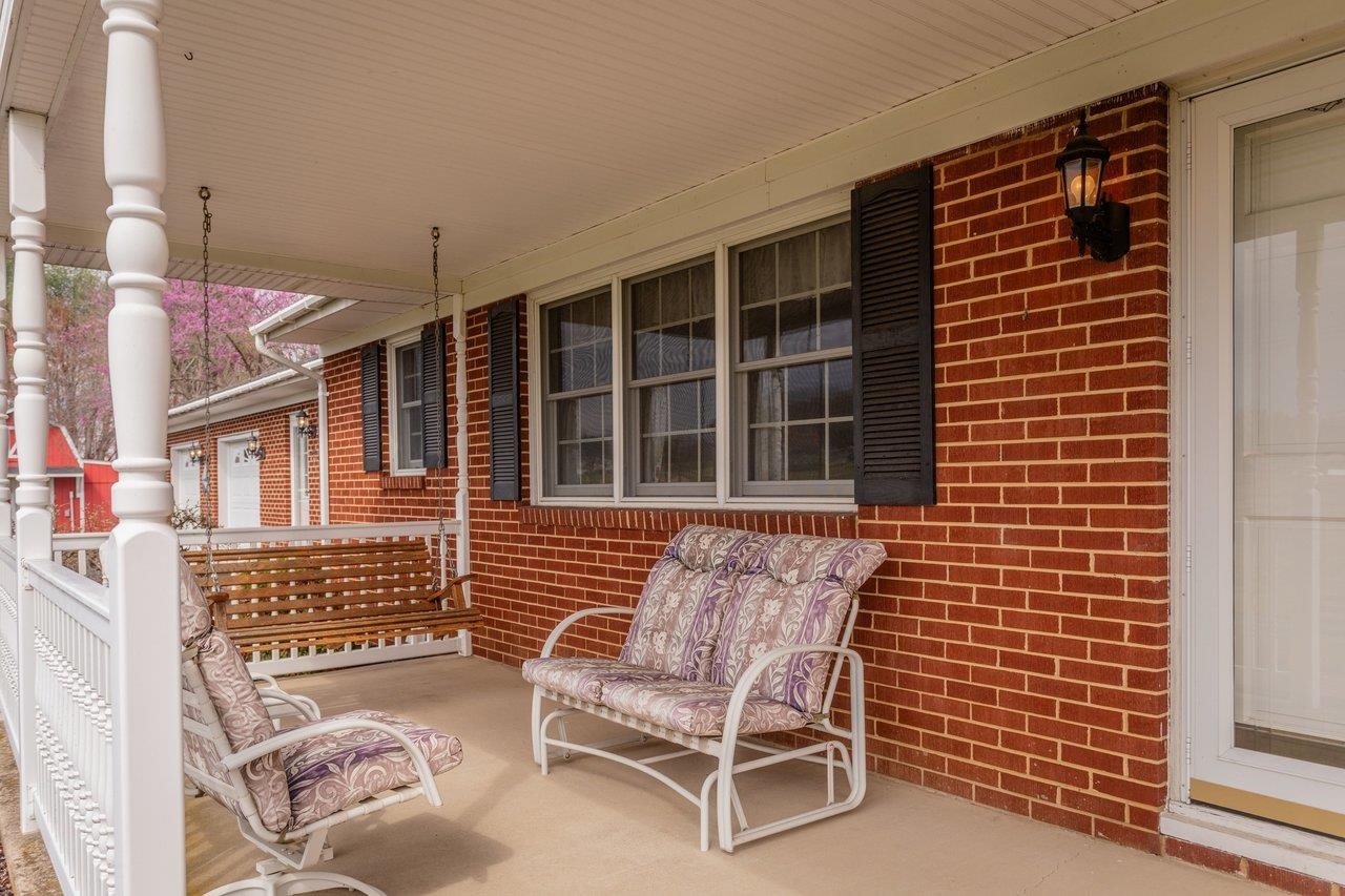 1098 PATTERSON MILL RD, GROTTOES, Virginia 24441, 3 Bedrooms Bedrooms, ,1 BathroomBathrooms,Residential,1098 PATTERSON MILL RD,675258 MLS # 675258