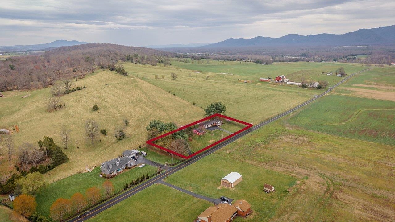 1098 PATTERSON MILL RD, GROTTOES, Virginia 24441, 3 Bedrooms Bedrooms, ,1 BathroomBathrooms,Residential,1098 PATTERSON MILL RD,675258 MLS # 675258