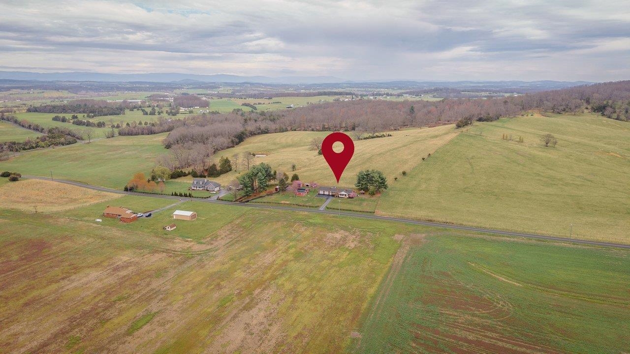 1098 PATTERSON MILL RD, GROTTOES, Virginia 24441, 3 Bedrooms Bedrooms, ,1 BathroomBathrooms,Residential,1098 PATTERSON MILL RD,675258 MLS # 675258