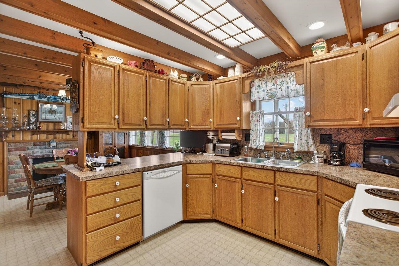 1098 PATTERSON MILL RD, GROTTOES, Virginia 24441, 3 Bedrooms Bedrooms, ,1 BathroomBathrooms,Residential,1098 PATTERSON MILL RD,675258 MLS # 675258